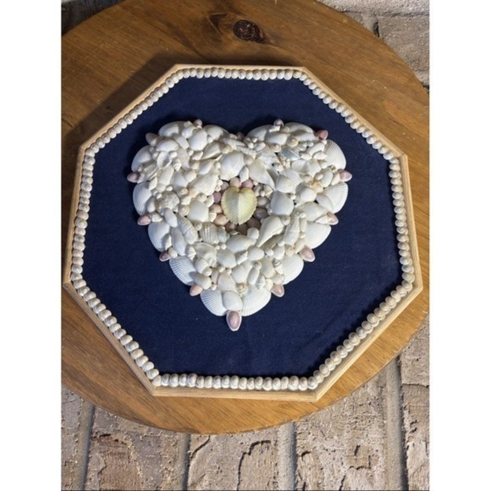Vintage Handcrafted 3D Sea Shell Heart Wall Art Decor Navy Backing MCM 12" GIFT - Picture 7 of 13